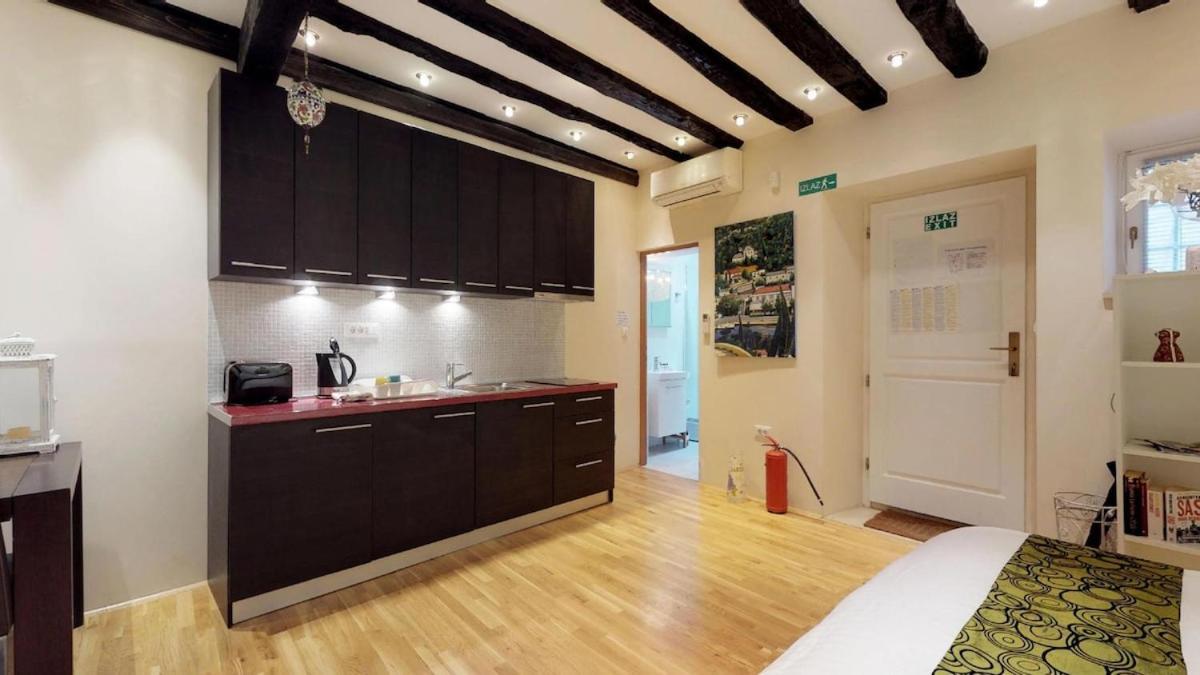 Diocletian Studio Apartments Split Exterior photo